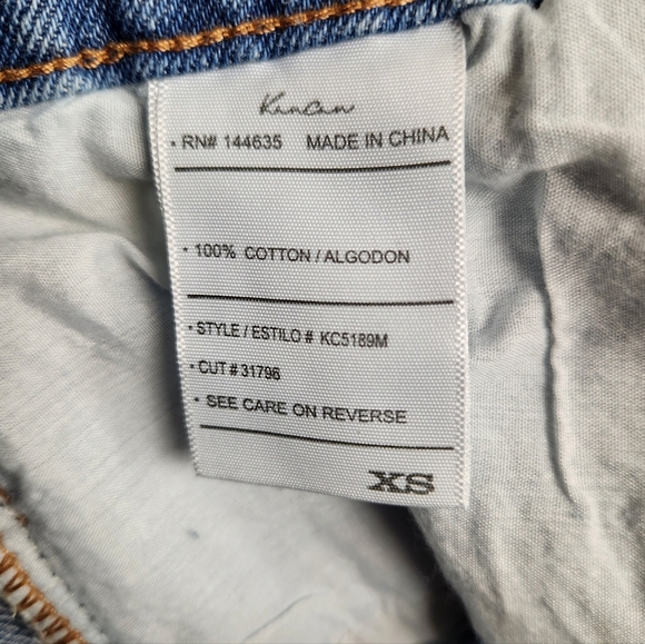 KanCan NWT Frayed Hem Bermuda Denim Blue Jean Distressed Shorts Women's Size XS - Picture 12 of 12